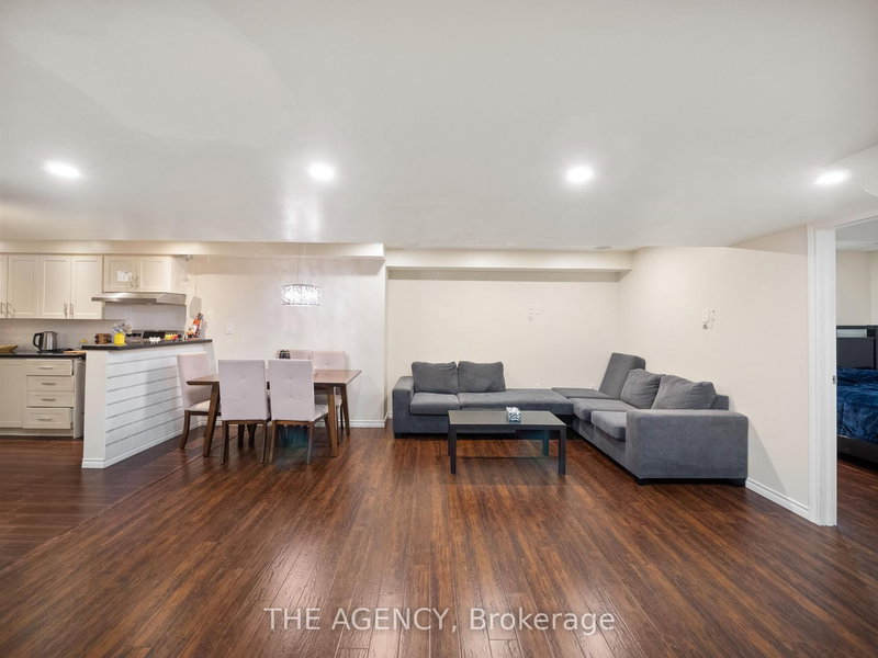 Basemnt - 48 Tonner Cres, Aurora, L4G 0G6 | Image 3