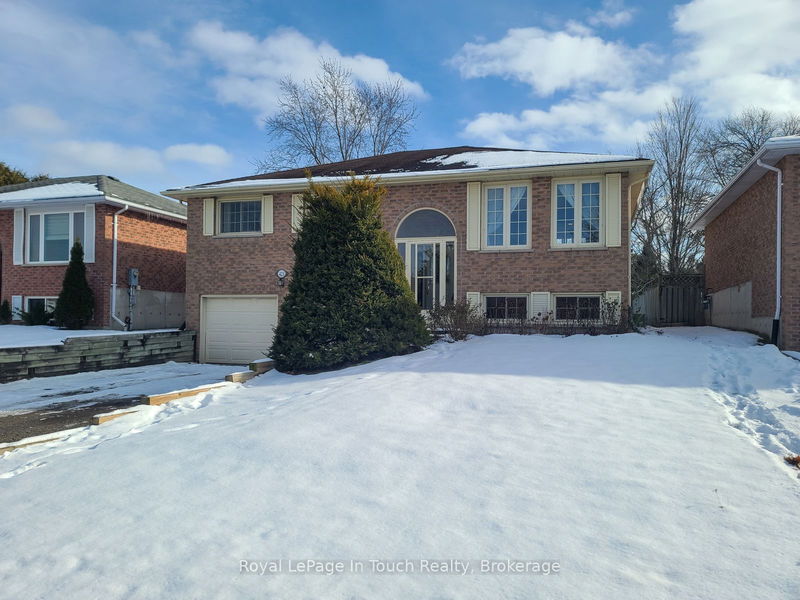 423 Maplegrove Ave, Bradford West Gwillimbury - Bradford image-0-0