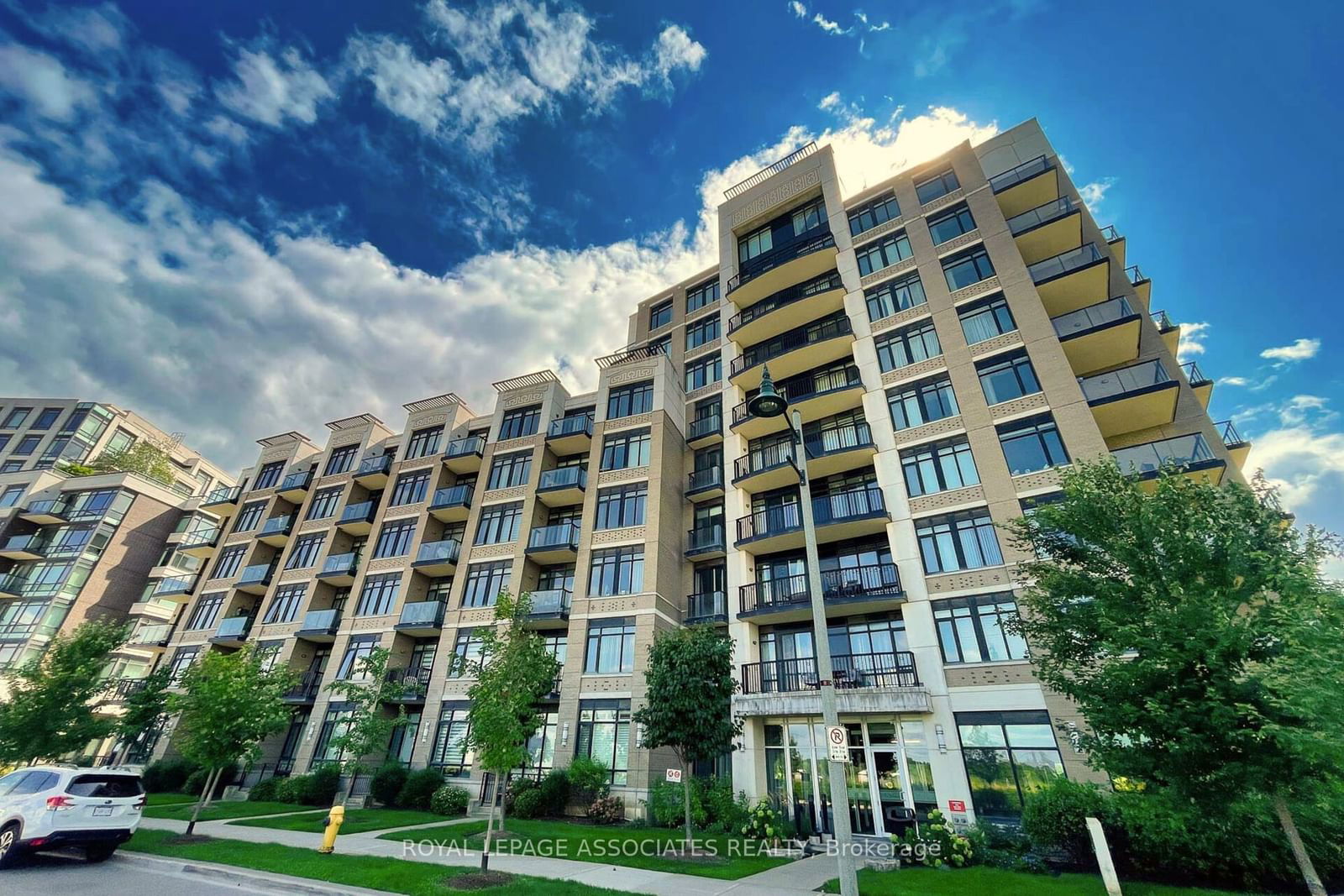 Condo for sale at 101-111 Upper Duke Crescent, Markham, Unionville, L6G 0C8 - MLS: N11934386