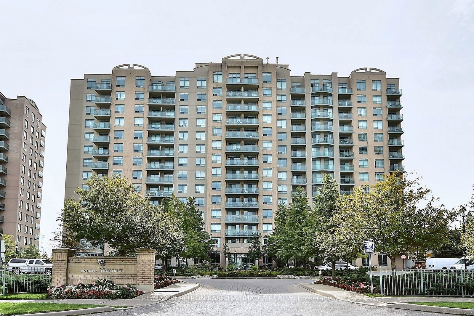 Condo leased at 610-39 Oneida Crescent, Richmond Hill, Langstaff, L4B 4T9 - MLS: N11934469