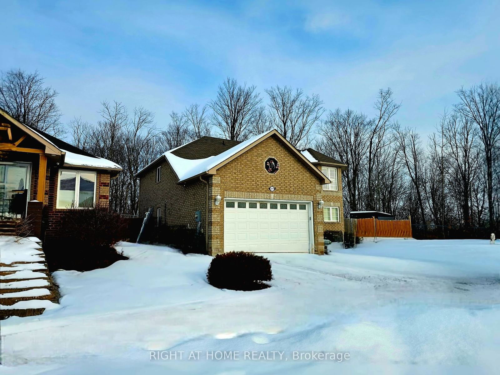 Detached House for sale at 2219 Webster Boulevard, Innisfil, Alcona, L9S 0E3 - MLS: N11934898