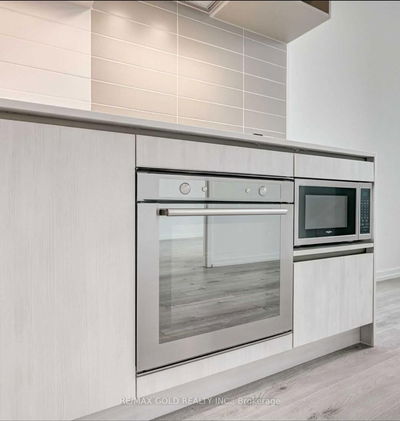 Unit 1112 — 1000 Portage Pkwy, Vaughan - Vaughan Corporate Centre image-0-3