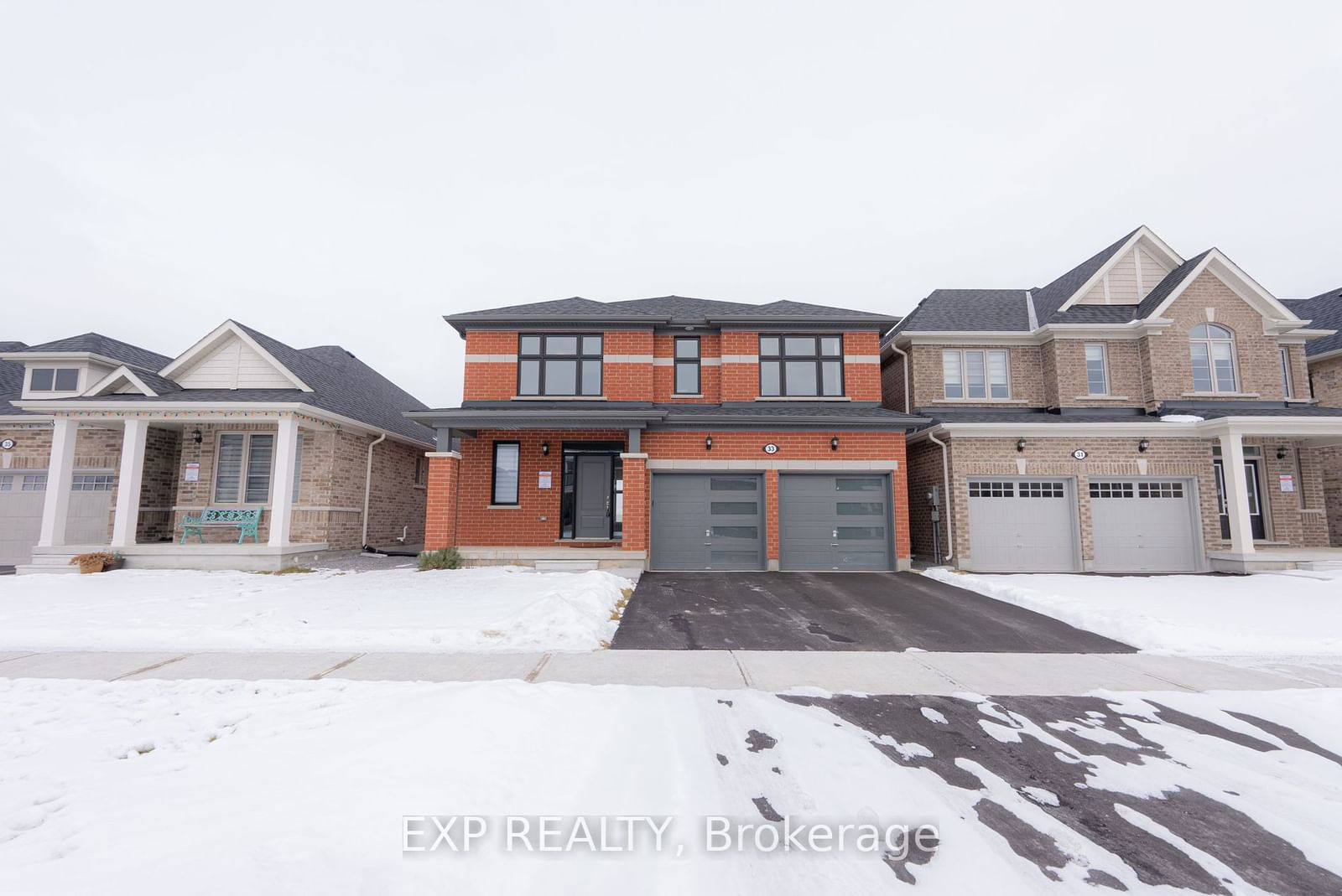 Detached House for sale at 33 John Dallimore Drive, Georgina, Keswick South, L4P 0S6 - MLS: N11935051