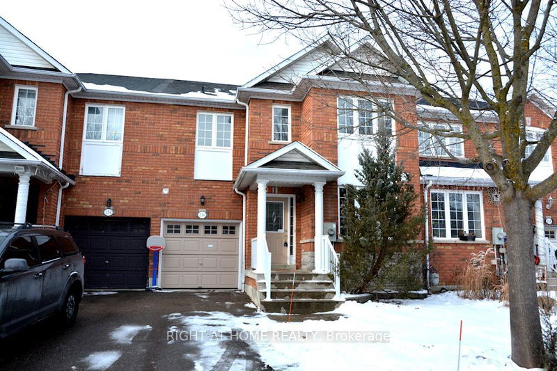 256 Flagstone Way, Newmarket - Woodland Hill image-0-0