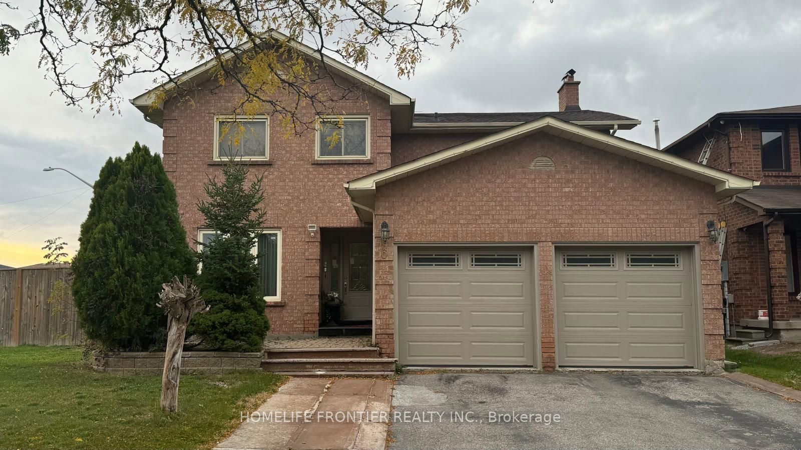 Detached House sold at 6 Mcquarrie Lane, Vaughan, Maple, L6A 1A3 - MLS: N11935214