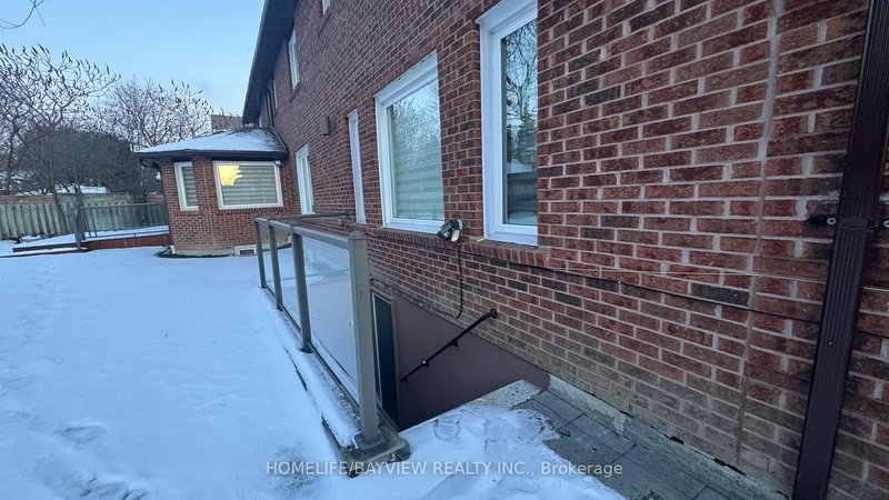 Bsmt - 77 Winchester Lane, Richmond Hill, L4C 6Y6 | Image 2