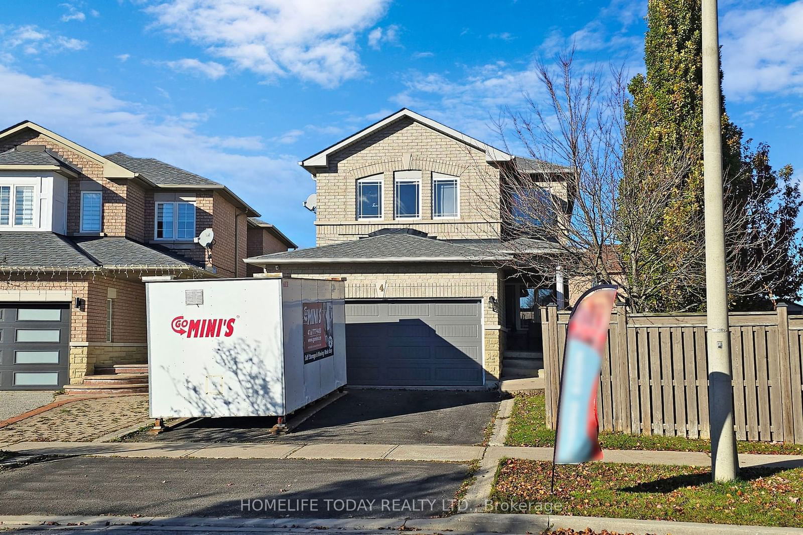 Detached House sold at 4 Kalmar Crescent, Richmond Hill, Oak Ridges, L4E 3Z3 - MLS: N11935864