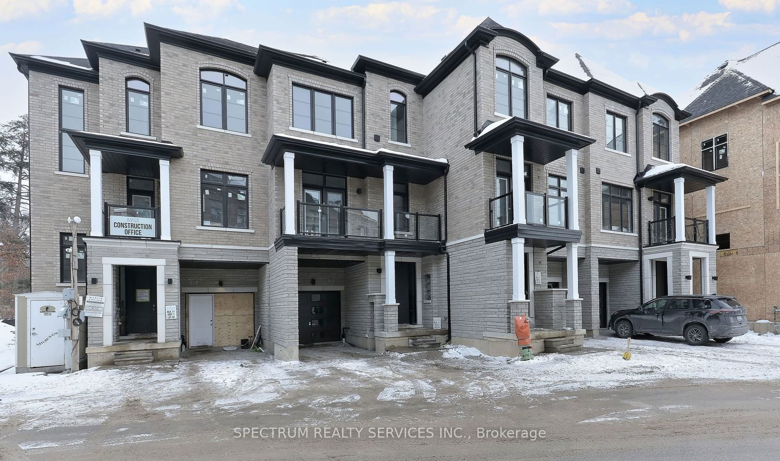 Townhouse for lease at 31 De La Roche Drive, Vaughan, Vellore Village, L4H 5G4 - MLS: N11935886