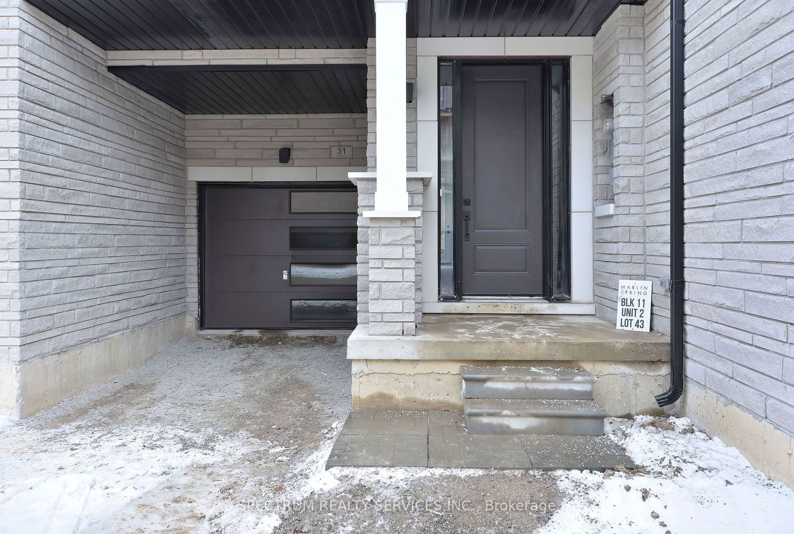 Townhouse for lease at 31 De La Roche Drive, Vaughan, Vellore Village, L4H 5G4 - MLS: N11935886