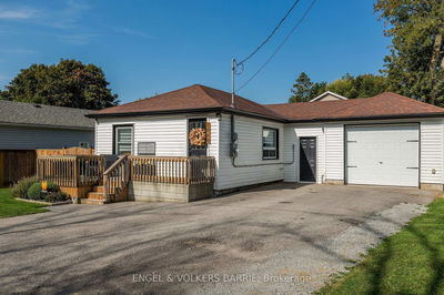 1068 Emily St, Innisfil - Rural Innisfil image-0-1