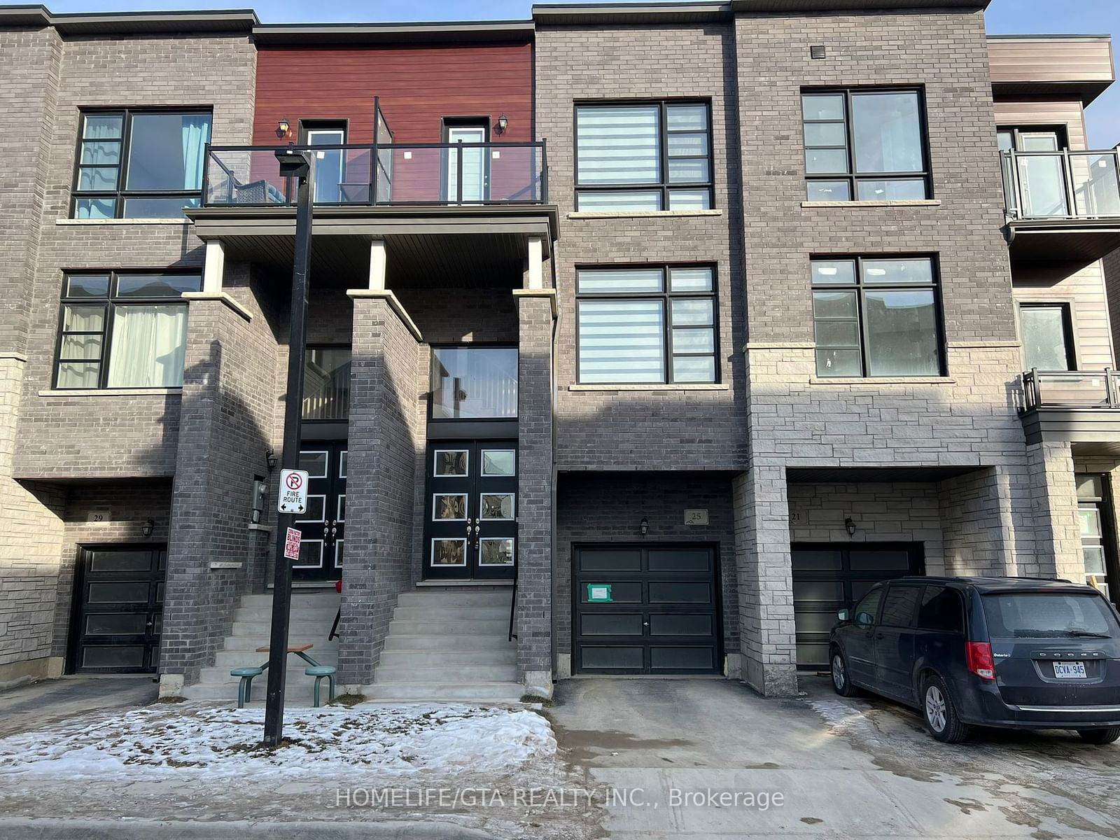 Townhouse leased at 25 Inverary Crescent, Vaughan, Elder Mills, L4H 5G8 - MLS: N11936189