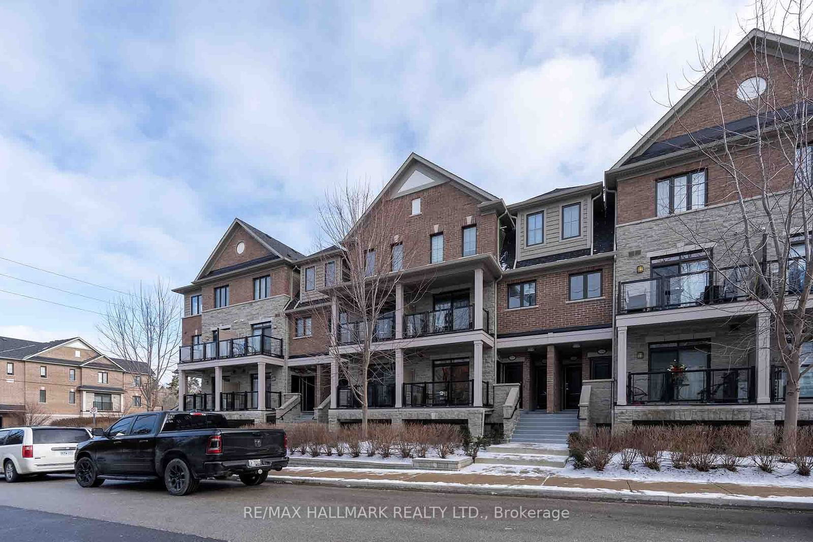 Townhouse for sale at 314-199 Pine Grove Road, Vaughan, East Woodbridge, L4L 0H8 - MLS: N11936471