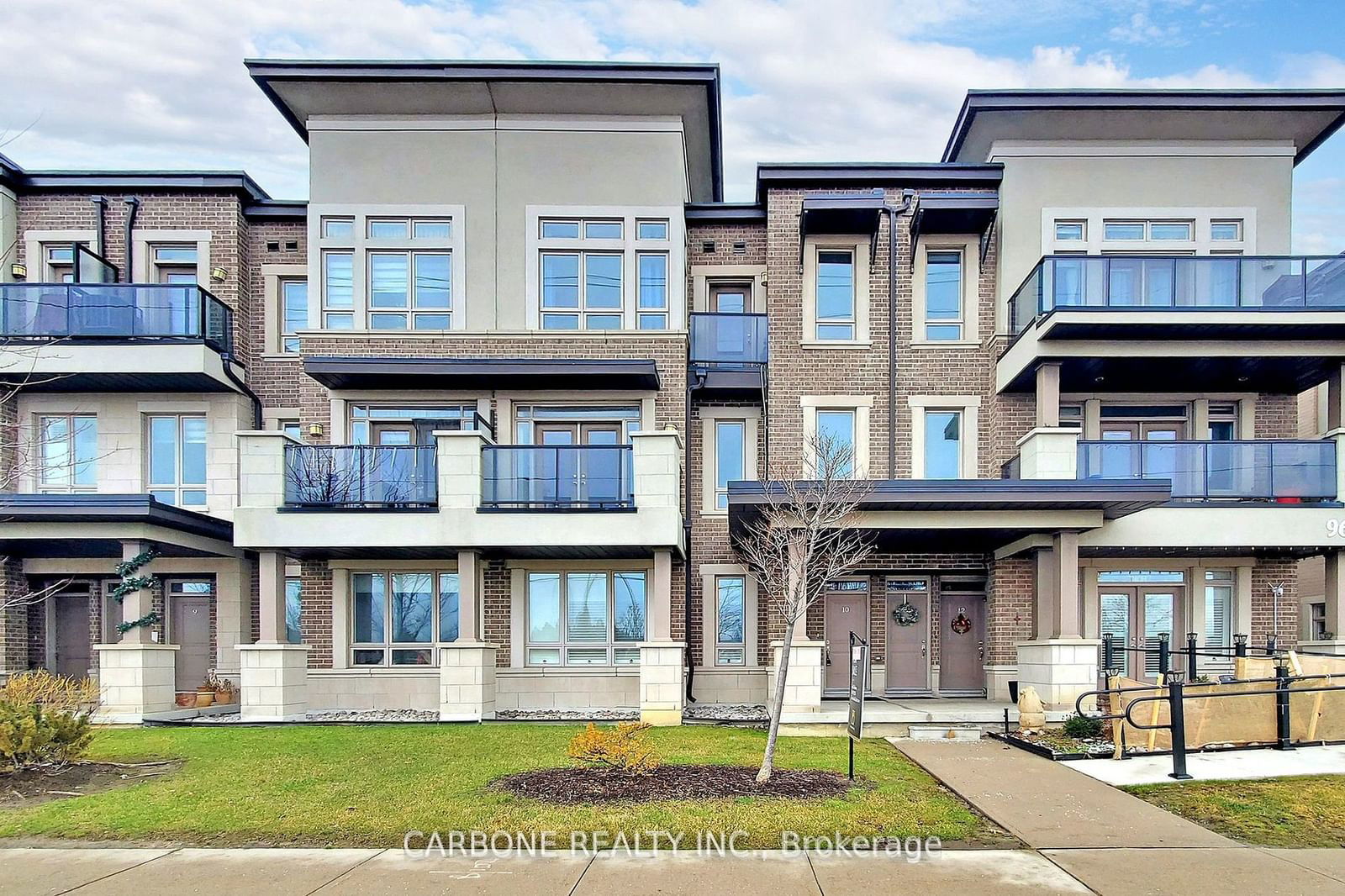 Townhouse for sale at 10-9621 Jane Street, Vaughan, Maple, L6A 5G5 - MLS: N11936516