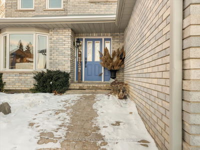 9 Tower Crt, Bradford West Gwillimbury - Bradford image-0-1