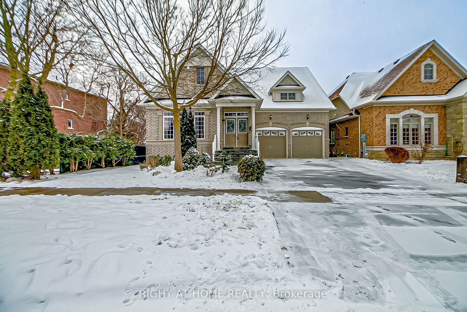 Detached House for sale at 598 Foxcroft Boulevard, Newmarket, Stonehaven-Wyndham, L3X 3L5 - MLS: N11936929