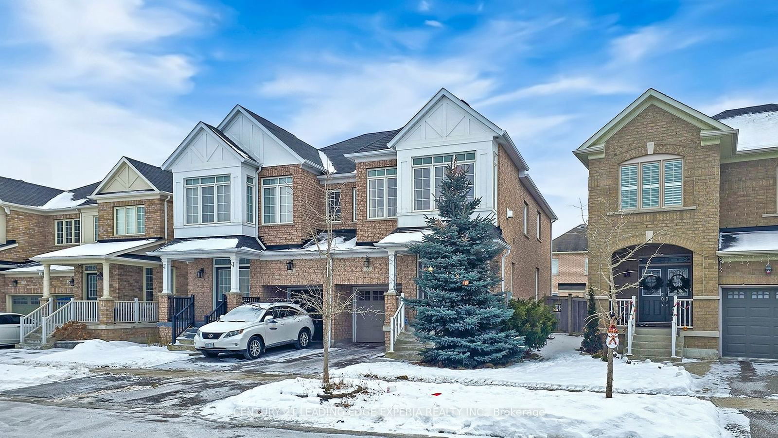 Semi-Detached House for sale at 33 Brown Lane, Whitchurch-Stouffville, Stouffville, L4A 0V1 - MLS: N11937039