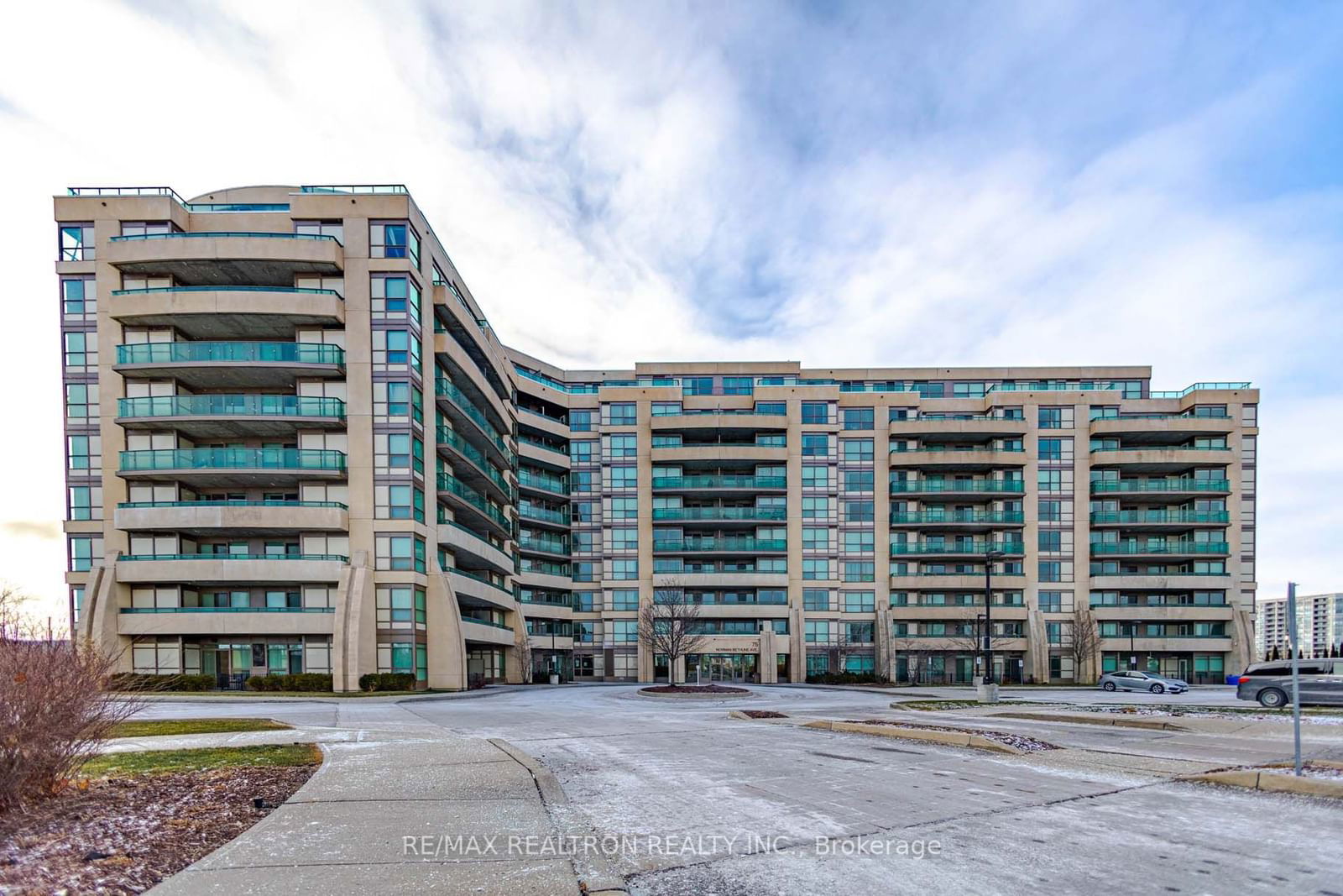 Condo sold at 110-75 Norman Bethune Avenue, Richmond Hill, Beaver Creek Business Park, L4B 0B6 - MLS: N11937151