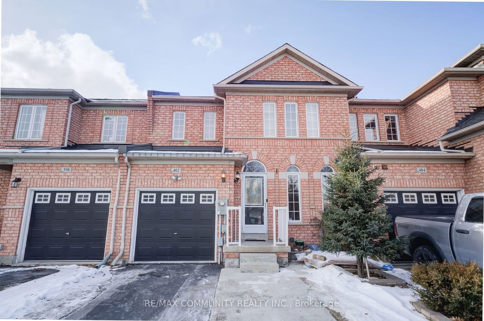 Townhouse for sale at 402 Hawkview Boulevard, Vaughan, Vellore Village, L4H 2J3 - MLS: N11937184