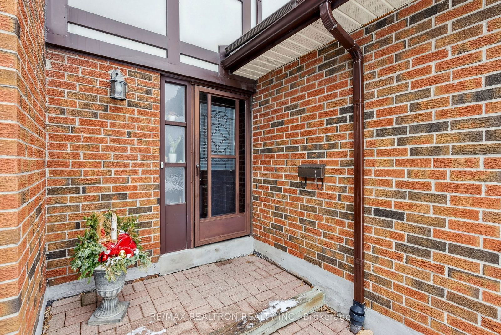 Townhouse for sale at 29 Harris Way, Markham, Aileen-Willowbrook, L3T 5A6 - MLS: N11937362