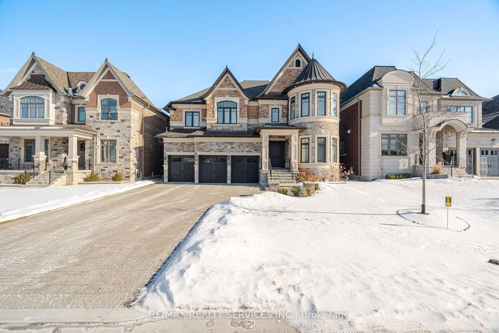 Detached House sold at 27 Endless Circle, Vaughan, Kleinburg, L4H 4N6 - MLS: N11937622