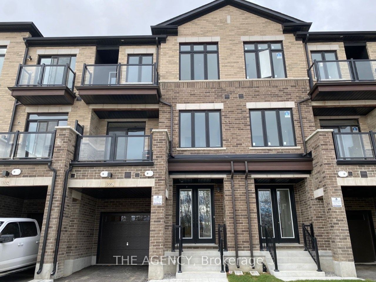 Townhouse for lease at 106 Thule Street, Vaughan, Vellore Village, L4H 5L5 - MLS: N11937913