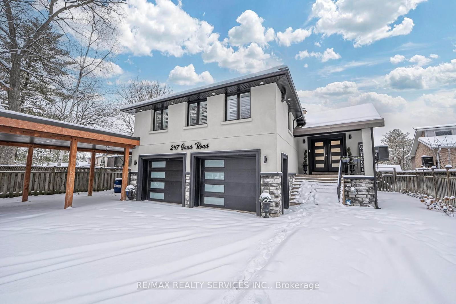 Detached House for sale at 247 Sand Road, East Gwillimbury, Holland Landing, L9N 1K1 - MLS: N11937993