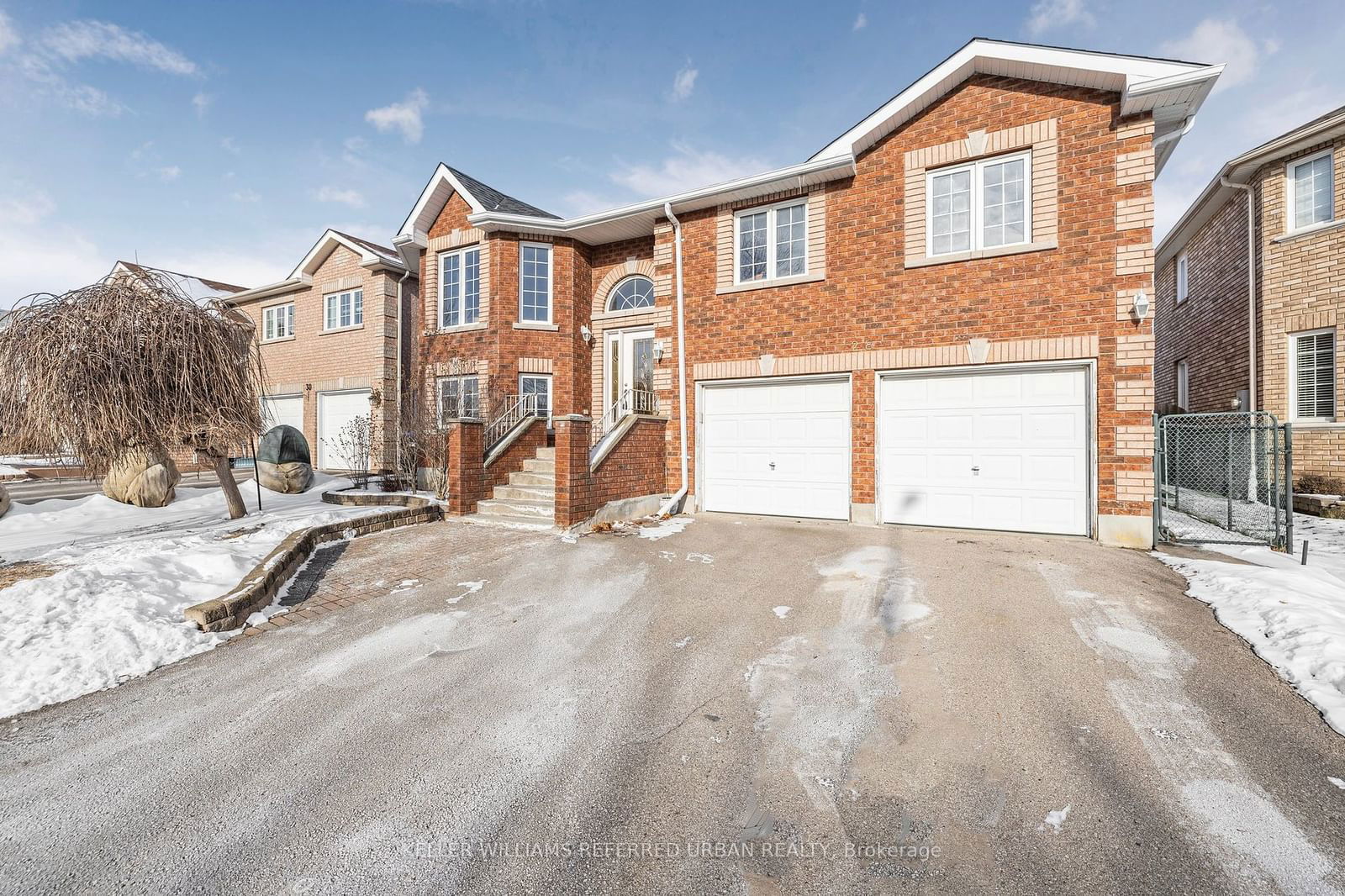 Detached House for sale at 28 Saint Avenue, Bradford West Gwillimbury, Bradford, L3Z 3H6 - MLS: N11938266