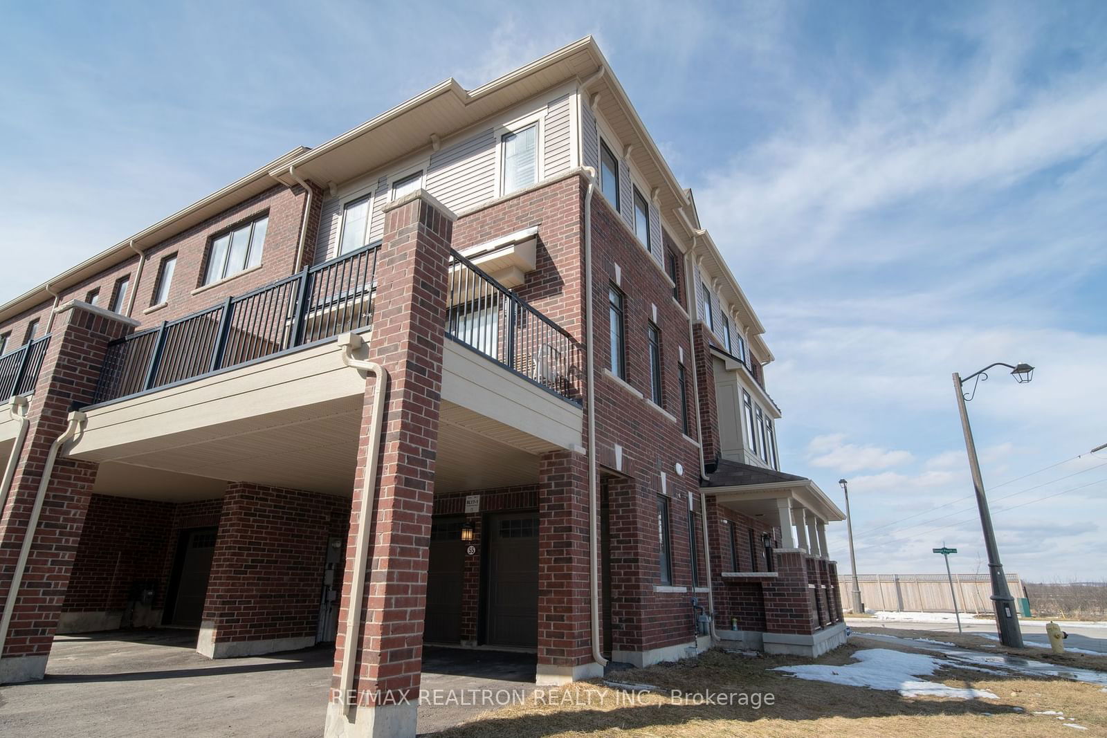 Townhouse leased at 55 George Peach Drive, Markham, Victoria Square, L6C 0Z1 - MLS: N11938363