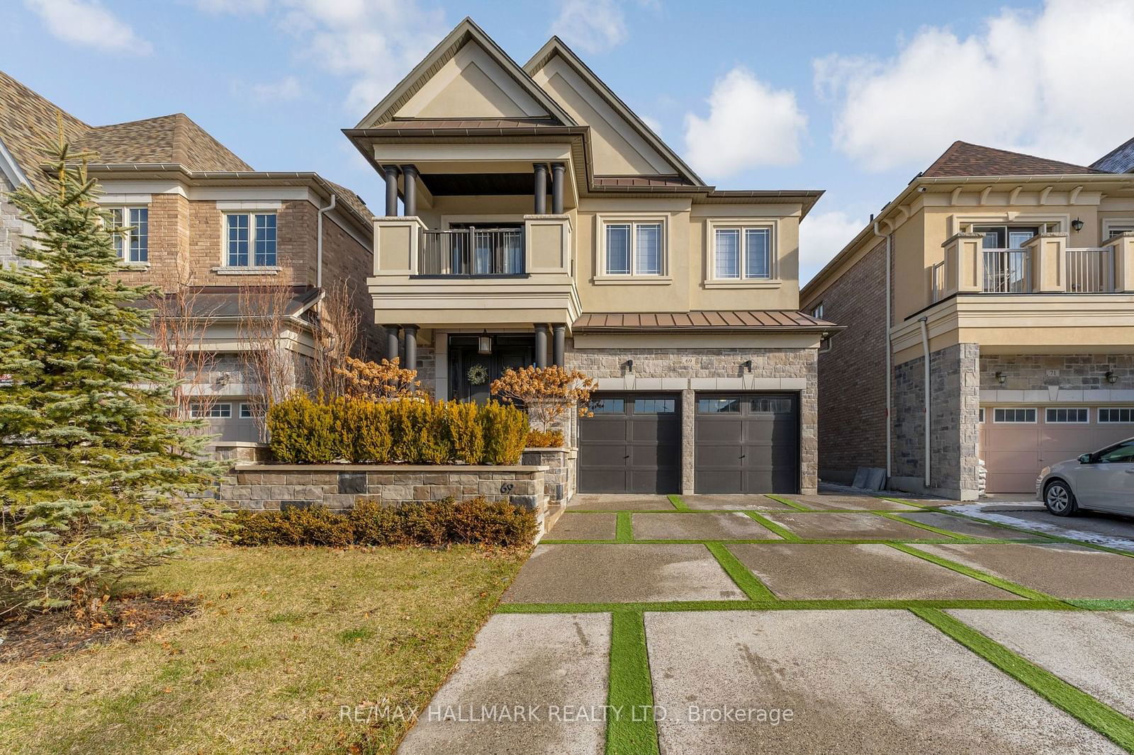 Detached House for sale at 69 Menotti Drive, Richmond Hill, Oak Ridges, L4E 1G7 - MLS: N11938396