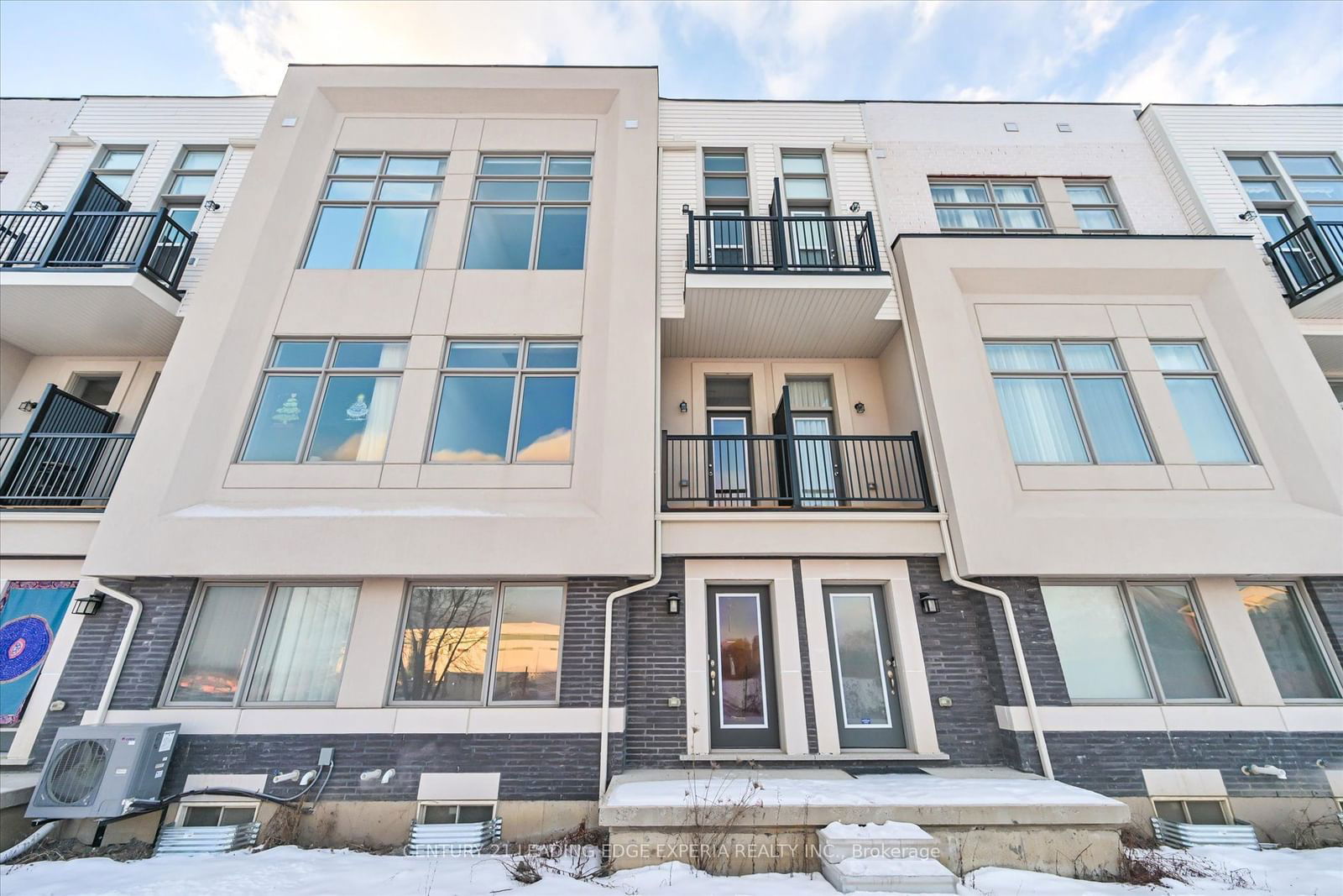 Townhouse for sale at 37 Alan Francis Lane, Markham, Cachet, L6C 3B5 - MLS: N11938618