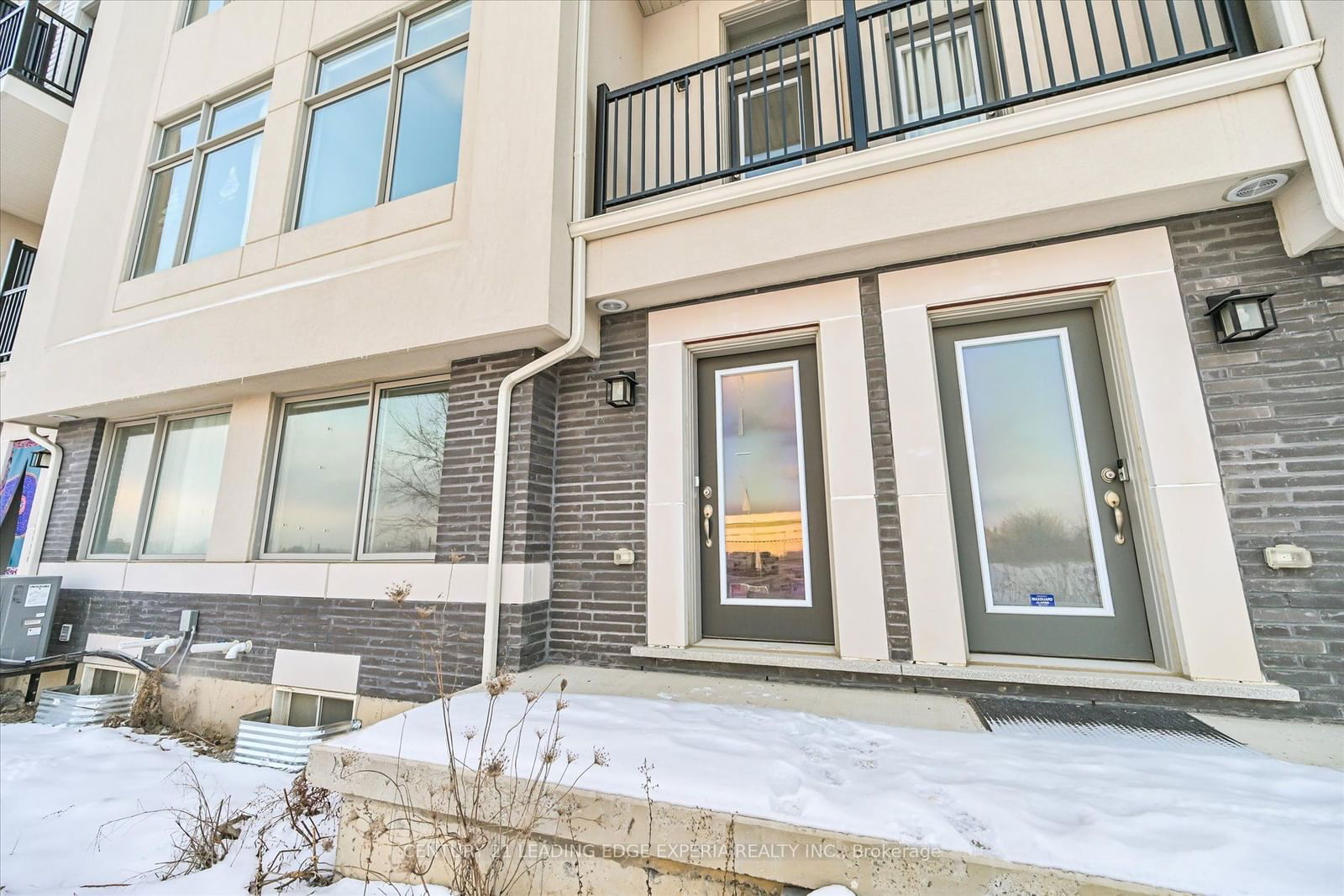 Townhouse for sale at 37 Alan Francis Lane, Markham, Cachet, L6C 3B5 - MLS: N11938618