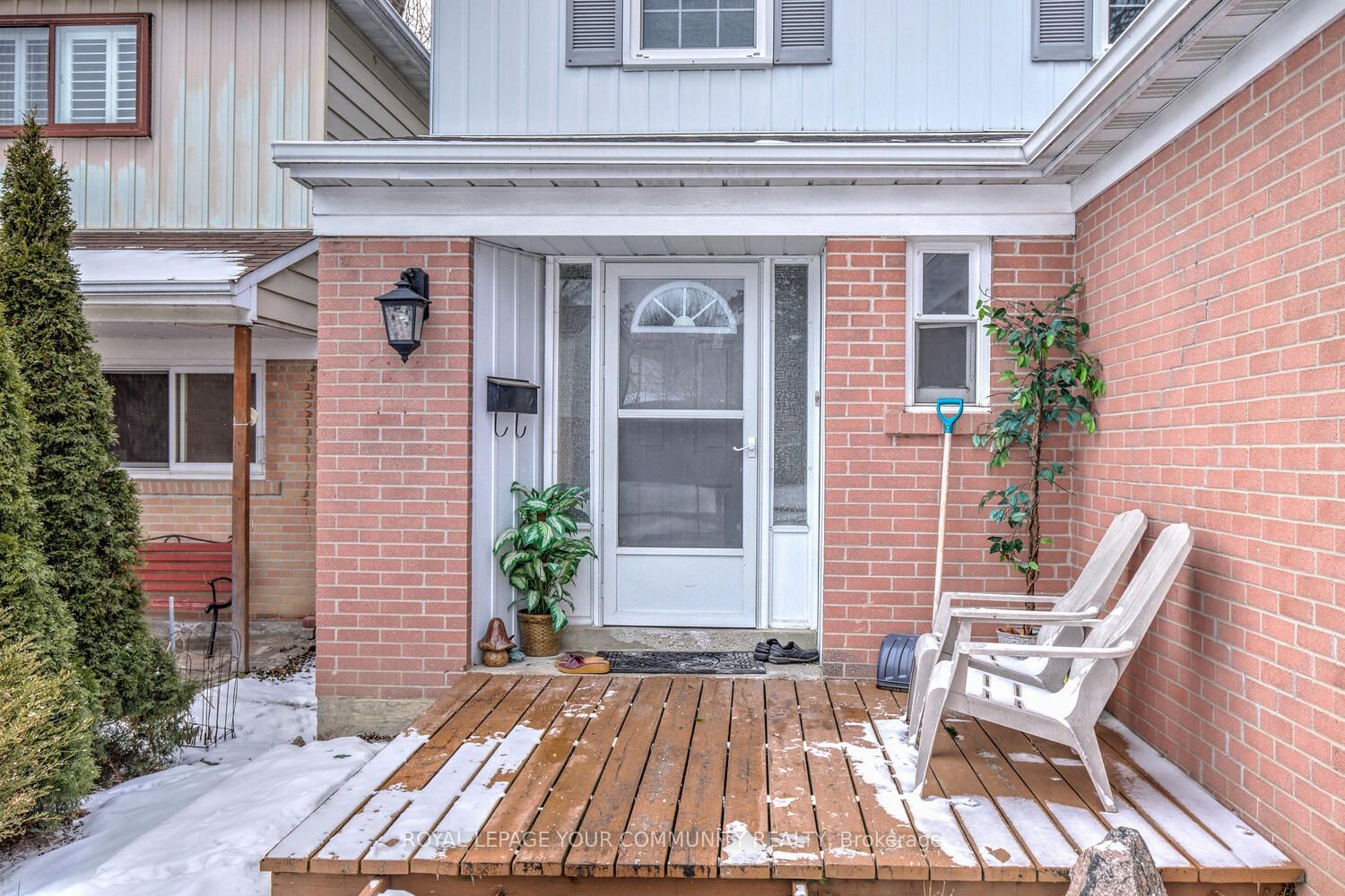 Detached House for sale at 124 Patterson Street, Newmarket, Huron Heights-Leslie Valley, L3Y 4Y8 - MLS: N11938646