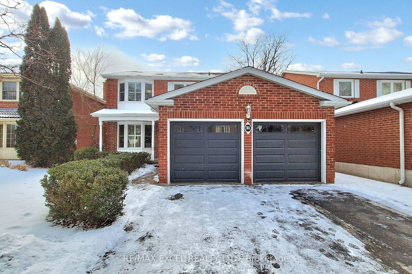 Detached House for sale at 31 Barlow Road, Markham, Unionville, L3R 8A4 - MLS: N11938648