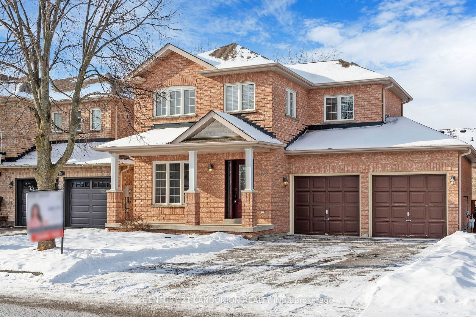 Detached House for sale at 378 Spruce Grove Crescent, Newmarket, Woodland Hill, L3X 2X3 - MLS: N11938785