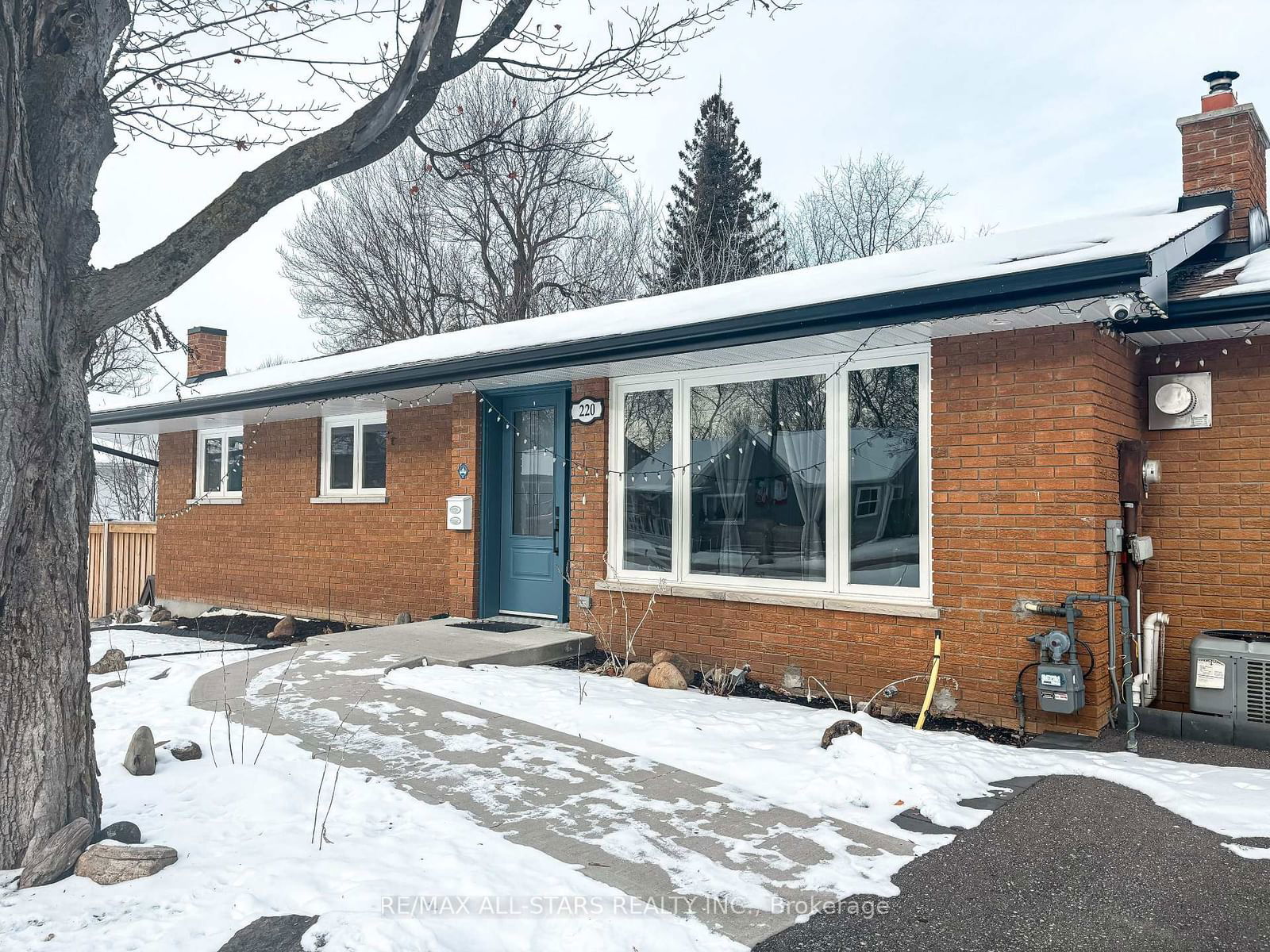 Detached House leased at 220 Pleasant Boulevard, Georgina, Keswick South, L4P 2S8 - MLS: N11938911