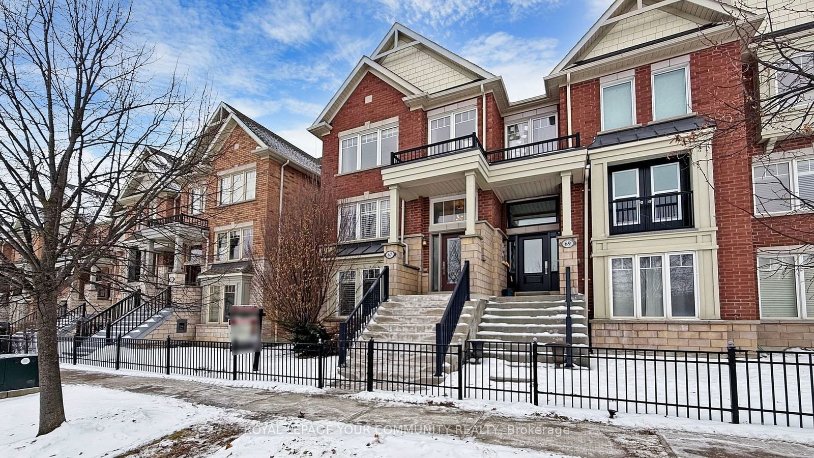 Townhouse for sale at 67 Baker Hill Boulevard, Whitchurch-Stouffville, Stouffville, L4A 0T8 - MLS: N11938947