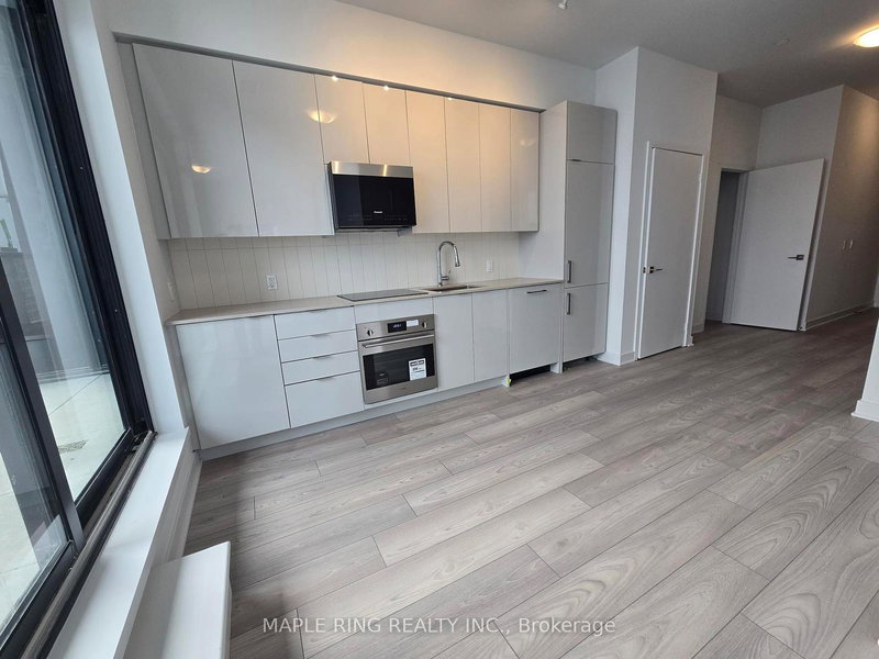 3301 - 2920 Highway 7 Rd, Vaughan, L4K 0P4 | Image 2