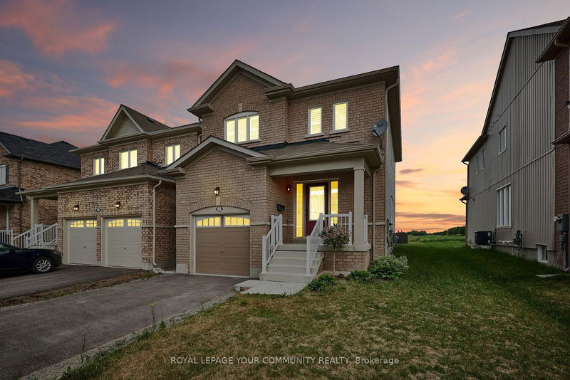 home for lease on 10 Don Hadden Crescent