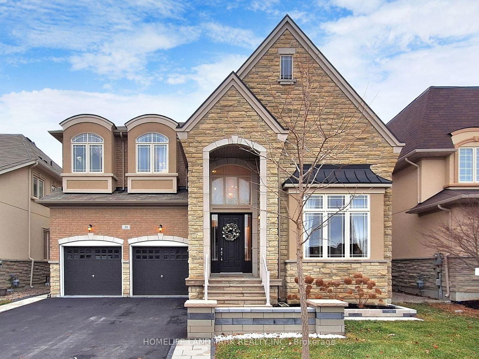 Detached House for sale at 30 Heintzman Crescent, Vaughan, Patterson, L6A 4T8 - MLS: N11939380