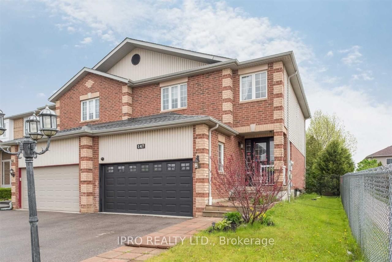 Semi-Detached House sold at 147 Professor Day Drive, Bradford West Gwillimbury, Bradford, L3Z 3B9 - MLS: N11939816