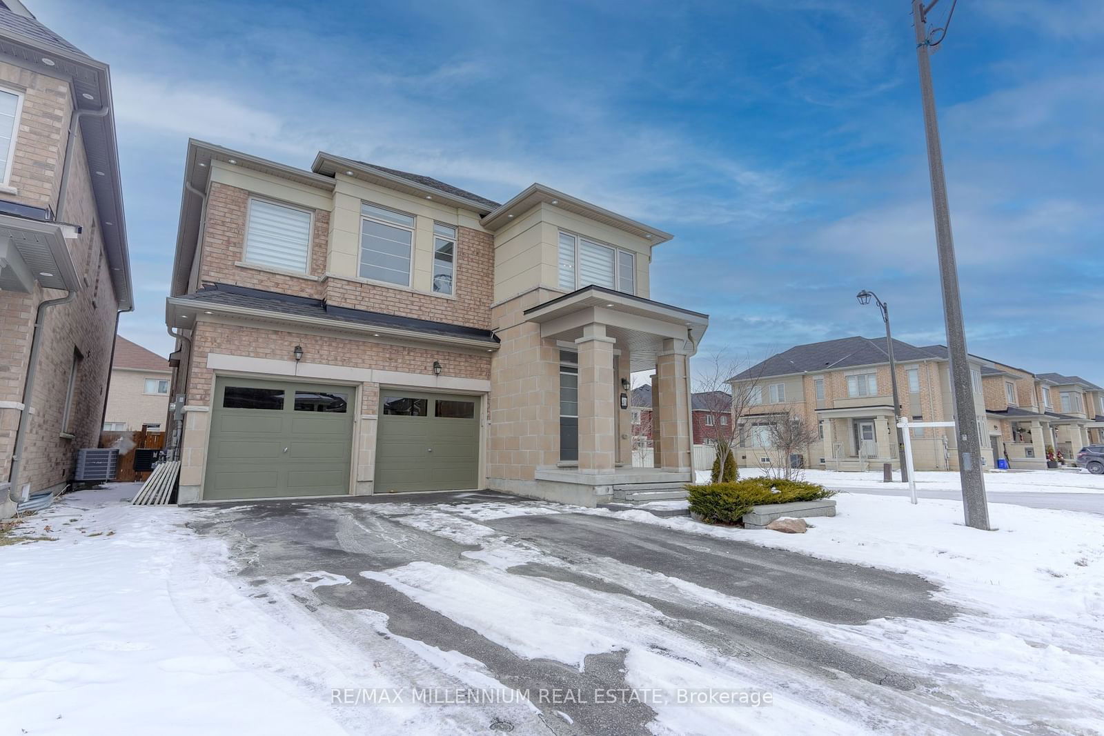 Detached House for sale at 40 Frederick Pearson Street, East Gwillimbury, Queensville, L9N 0R8 - MLS: N11940256