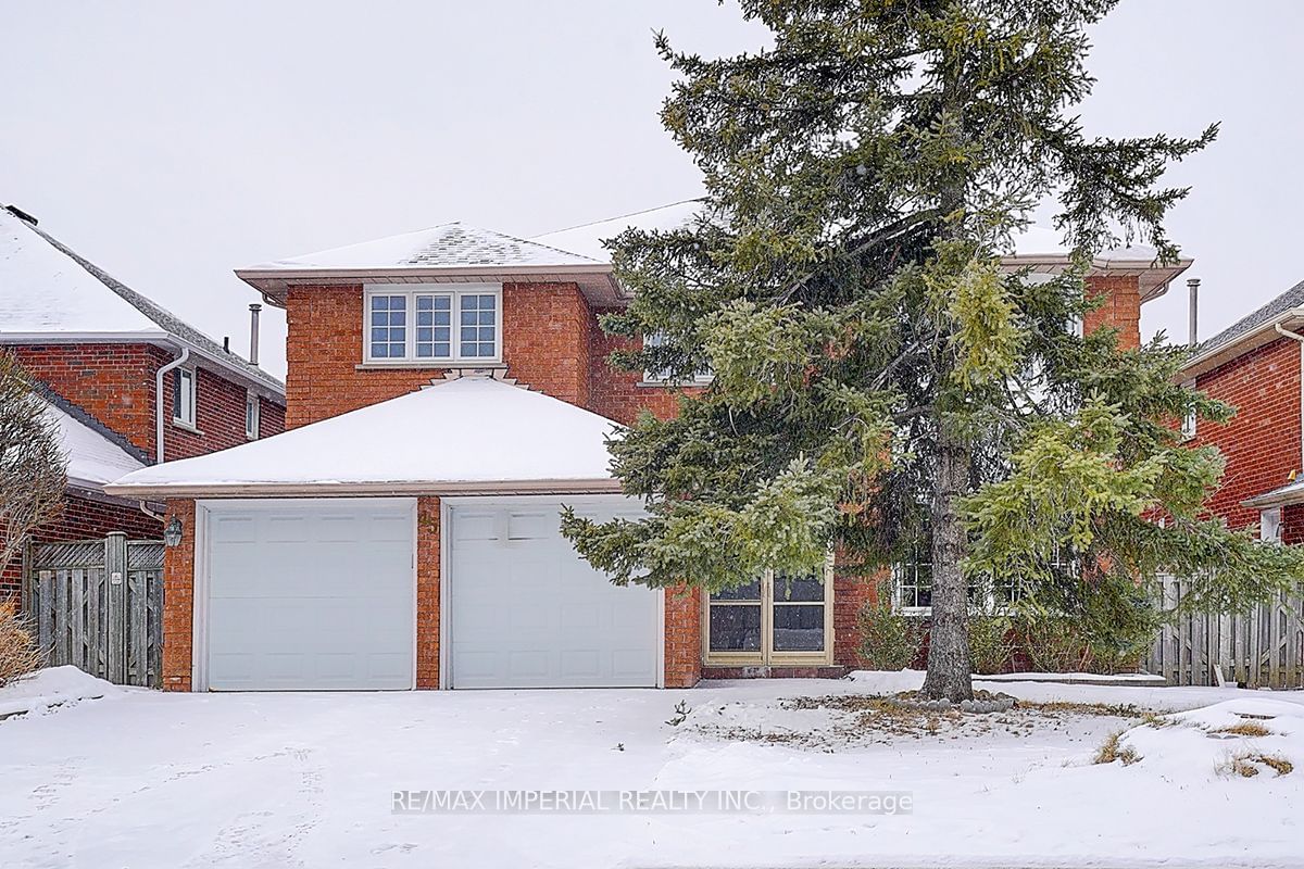 Detached House for lease at 45 Kew Gdns, Richmond Hill, Doncrest, L4B 1R6 - MLS: N11940401