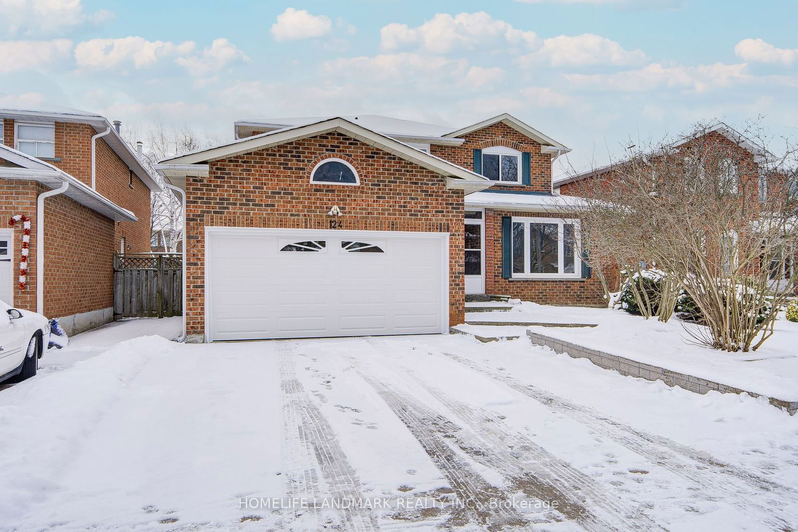 Detached House for sale at 124 Carrington Drive, Richmond Hill, Mill Pond, L4C 7Y9 - MLS: N11940491