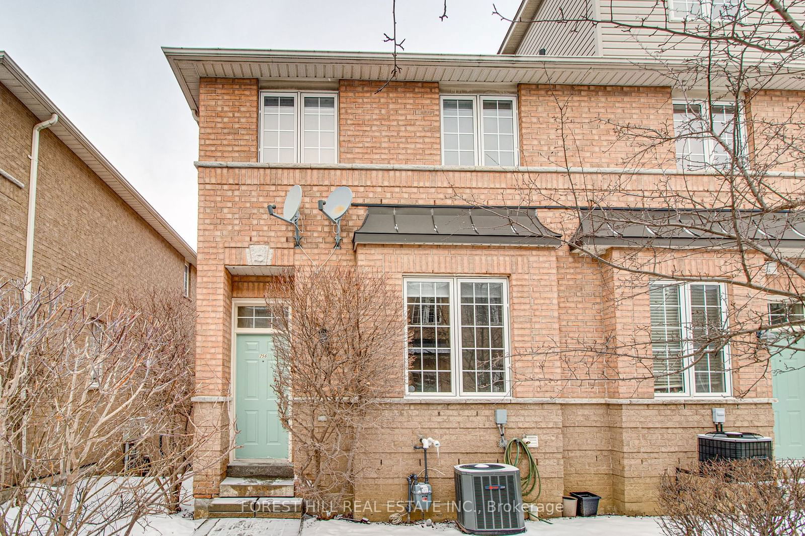 Townhouse leased at 256-23 Observatory Lane, Richmond Hill, Observatory, L4C 0M7 - MLS: N11940574