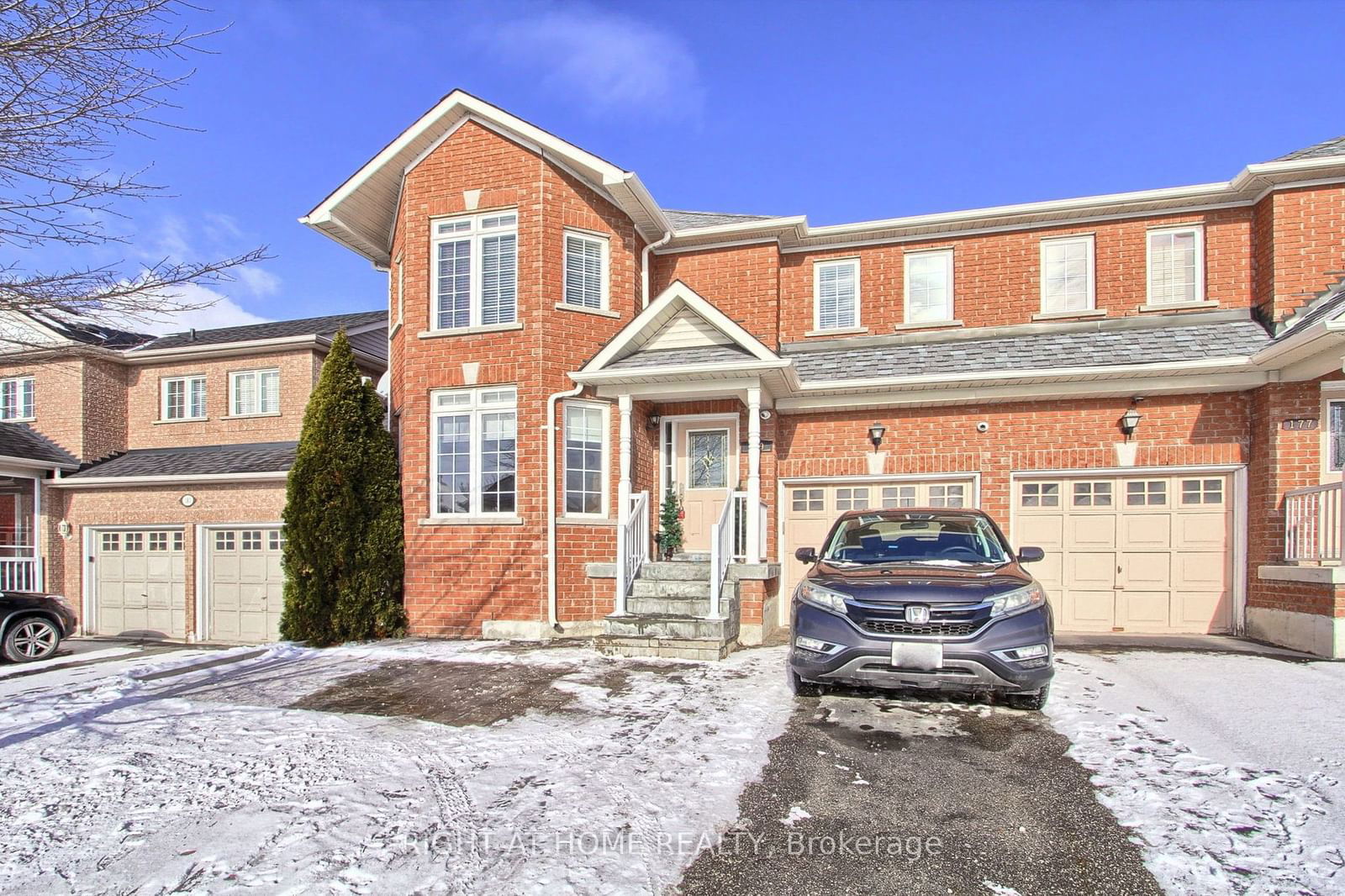 Semi-Detached House for sale at 179 Aspenwood Drive, Newmarket, Woodland Hill, L3X 2X5 - MLS: N11940630