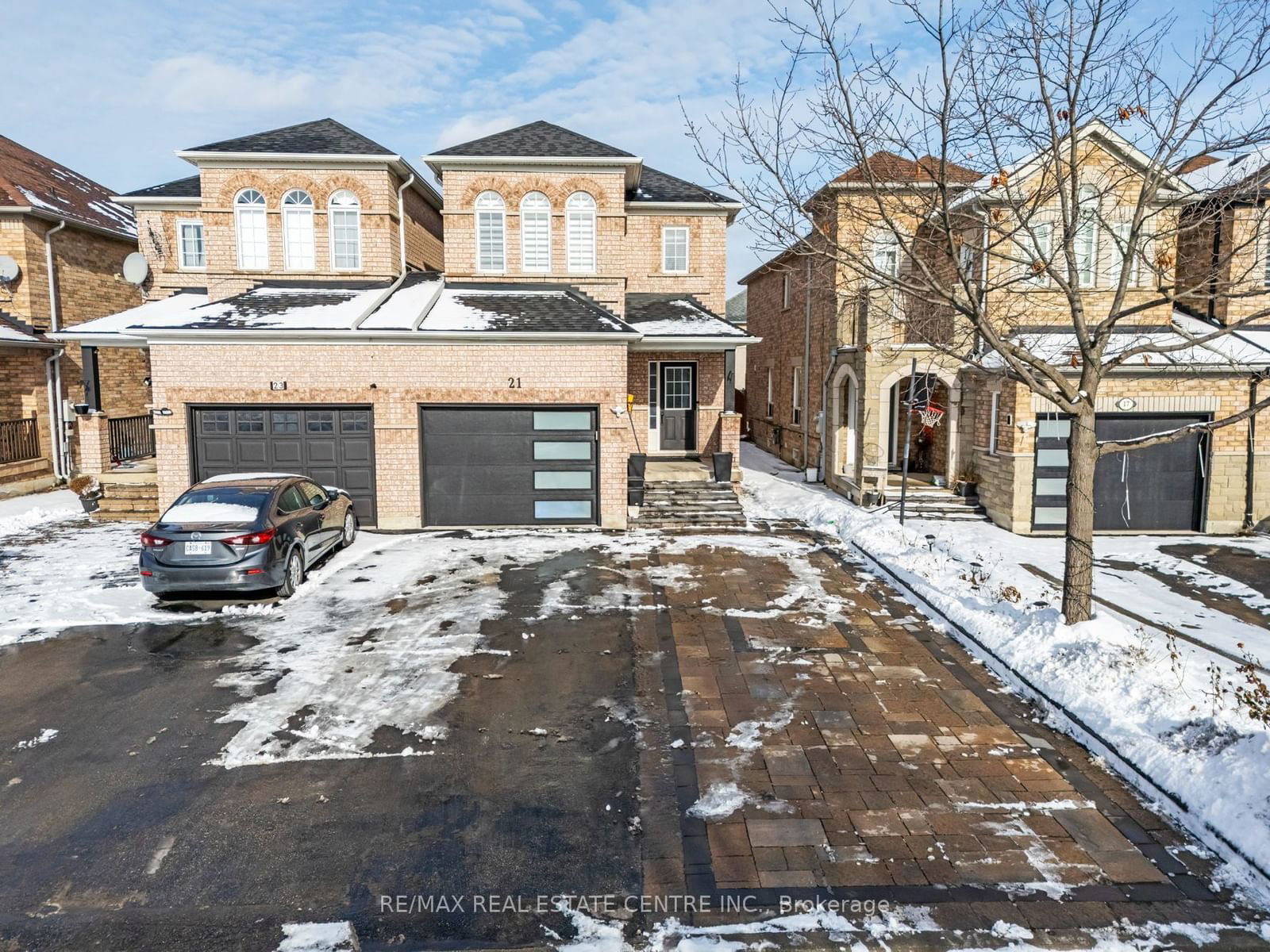 Semi-Detached House for sale at 21 Deepsprings Crescent, Vaughan, Vellore Village, L6A 3M4 - MLS: N11940902