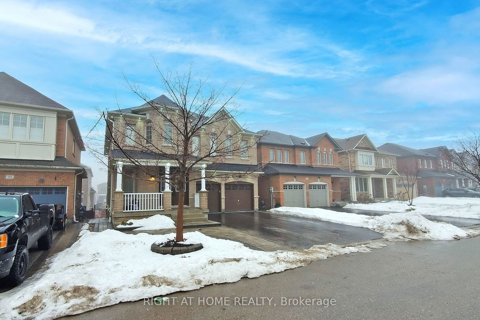 Detached House for lease at 90 Maplebank Crescent, Whitchurch-Stouffville, Stouffville, L4A 0R8 - MLS: N11941070