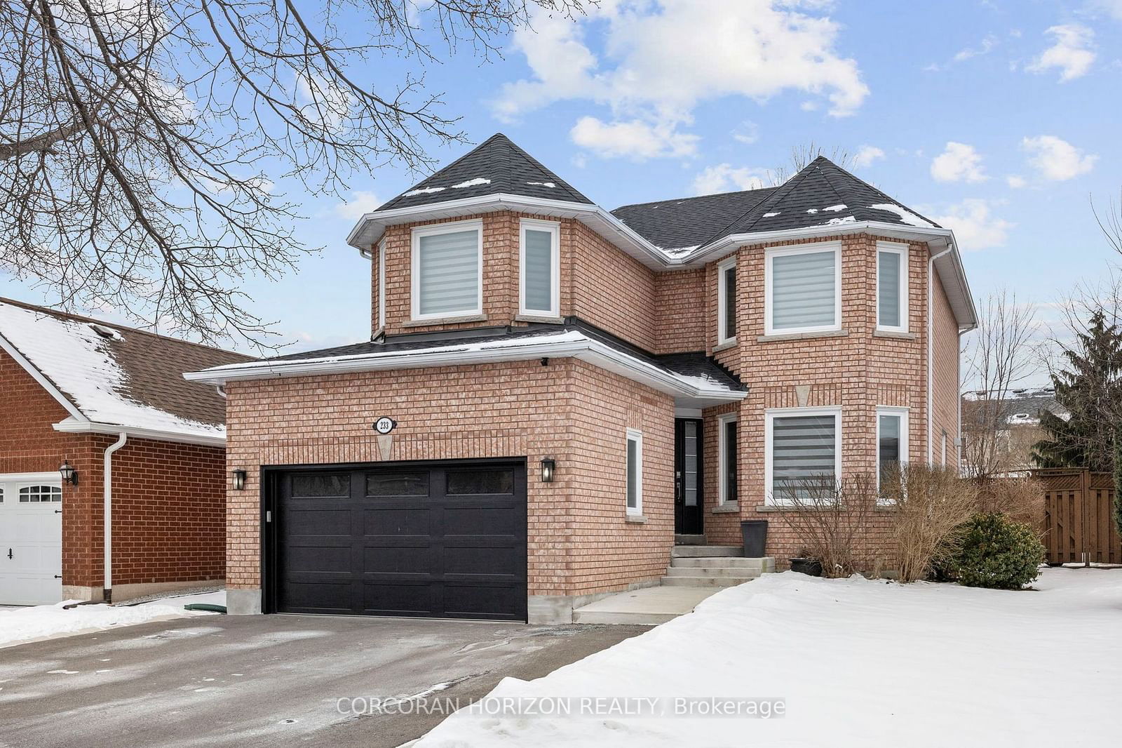 Detached House for sale at 233 Roseheath Drive, Vaughan, Maple, L6A 2A3 - MLS: N11941918