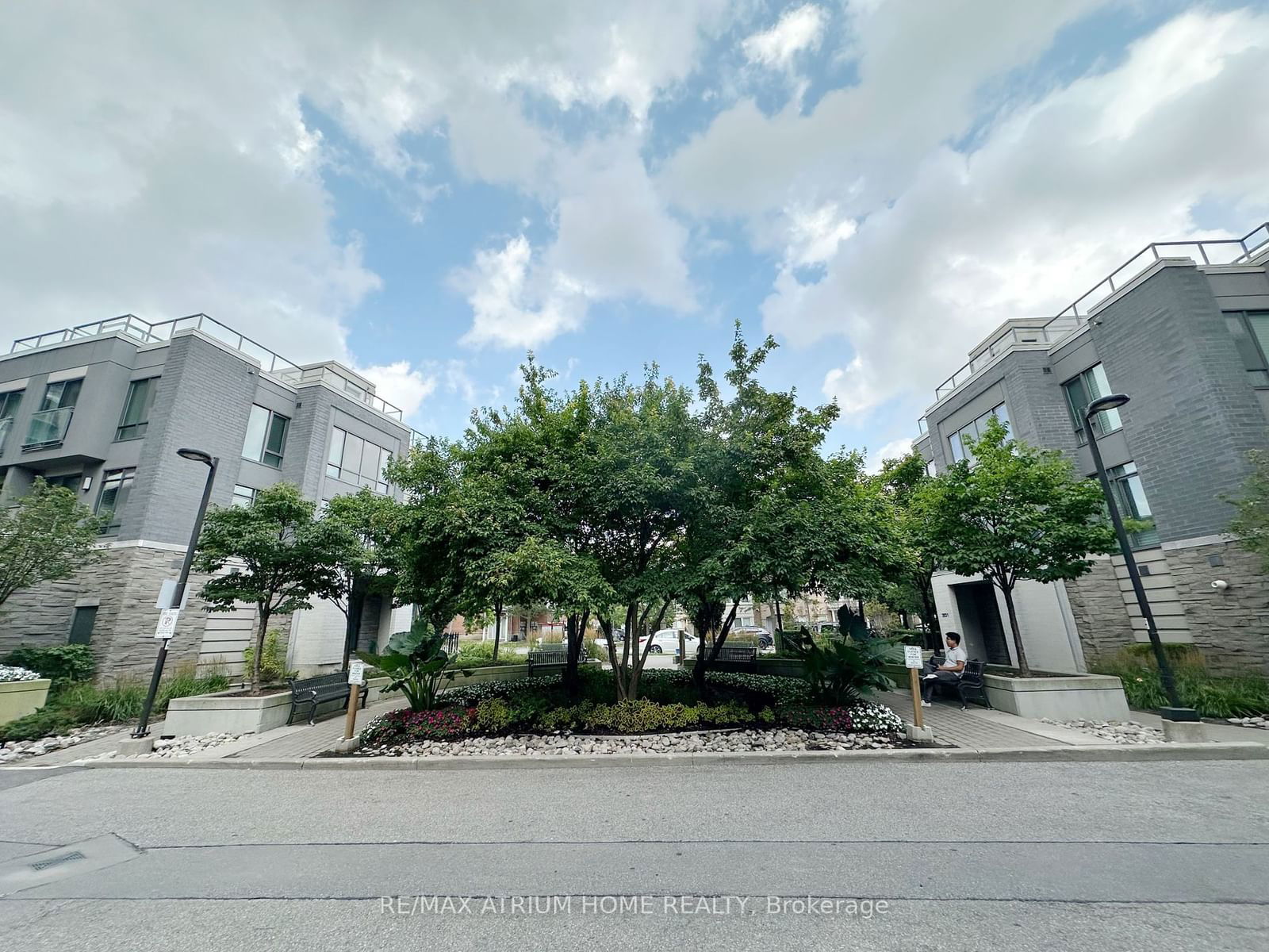 Condo for sale at 316-277 South Park Road, Markham, Commerce Valley, L3T 0B7 - MLS: N11941924