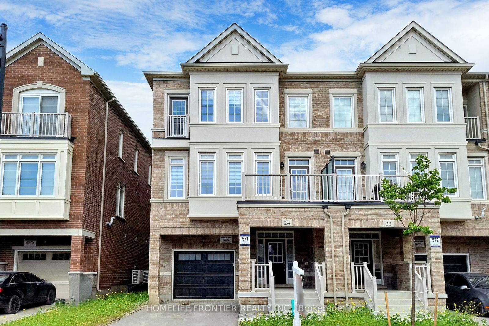 Townhouse sold at 24 Paisley Drive, Bradford West Gwillimbury, Bradford, L3Z 4P2 - MLS: N11942666